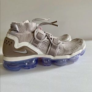 NIKE AIR VAPORMAX FK UTILITY MOON PARTICLE/VIOLET